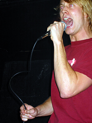 karaoke + yell