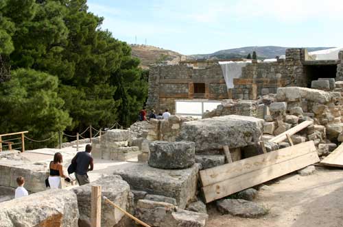 museum + crete