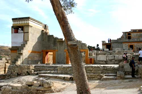 museum + crete