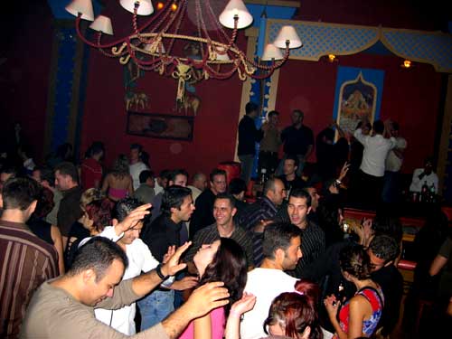 bar + crete