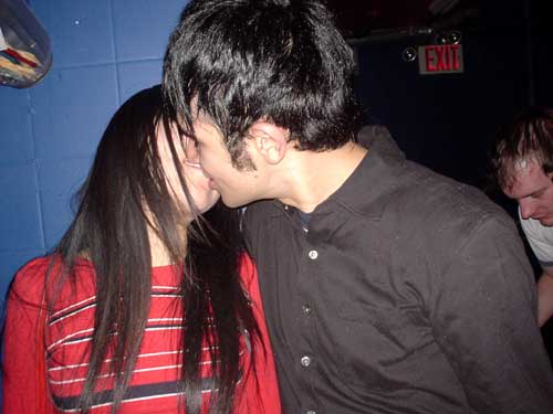 kiss