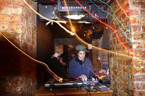 dj
