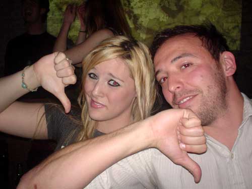 thumbs down