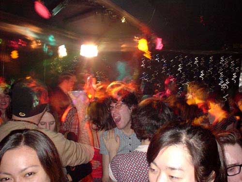 misshapes + crowd