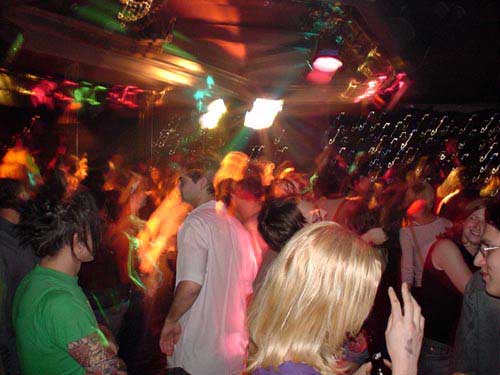 misshapes + crowd
