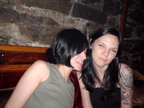 amber, leigh
