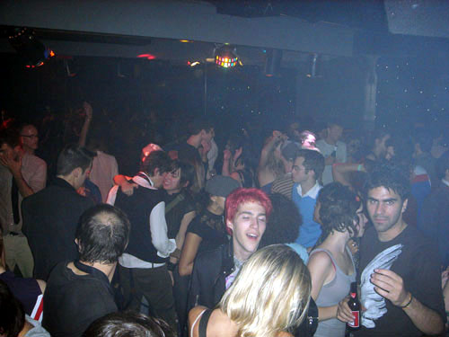 misshapes + crowd