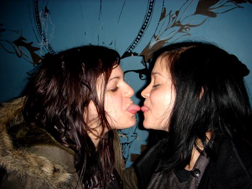 leigh, sarah