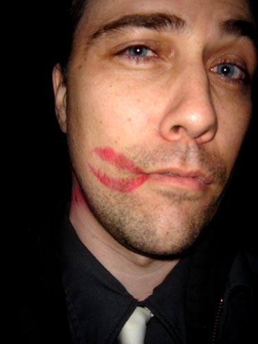 kiss