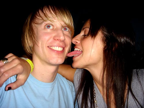me + tongue