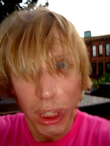 shake face