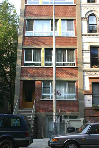 239 e 7th