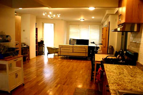 239 e 7th