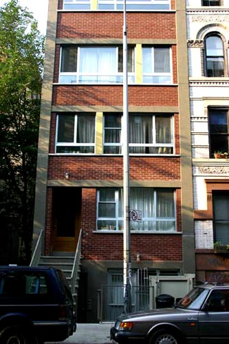 239 e 7th