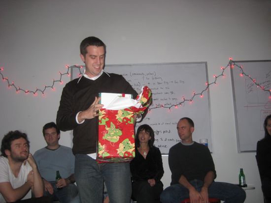 gift + meetup