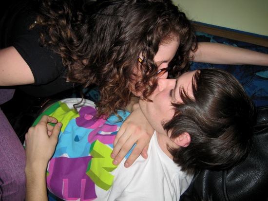 kiss