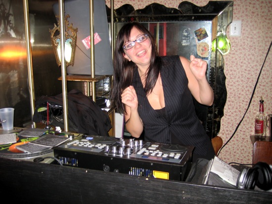 dj