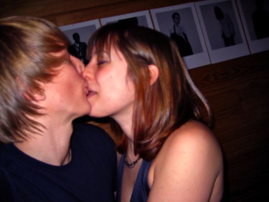 kiss