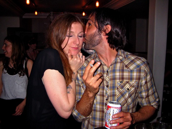 kiss