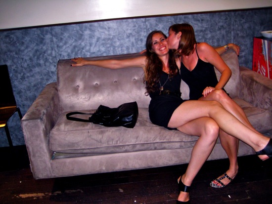 kiss