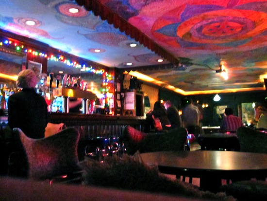 bar