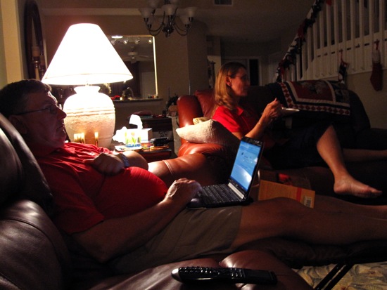 laptop + mom