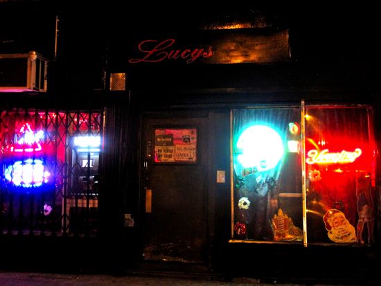bar