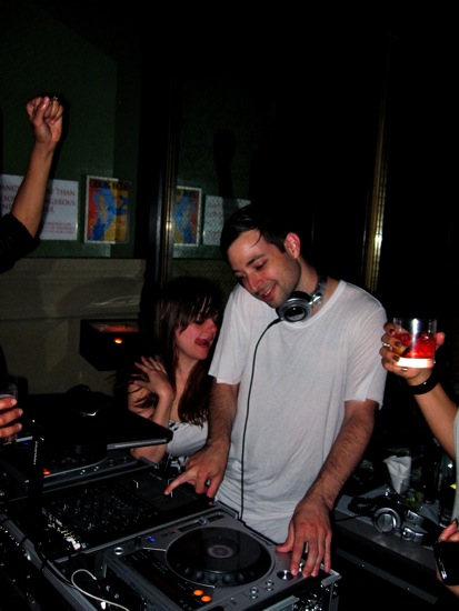 dj