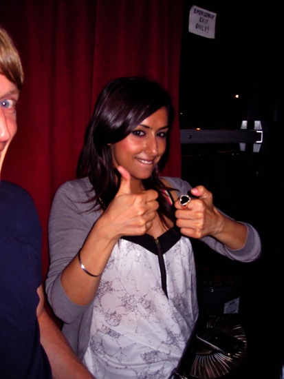 thumbs up