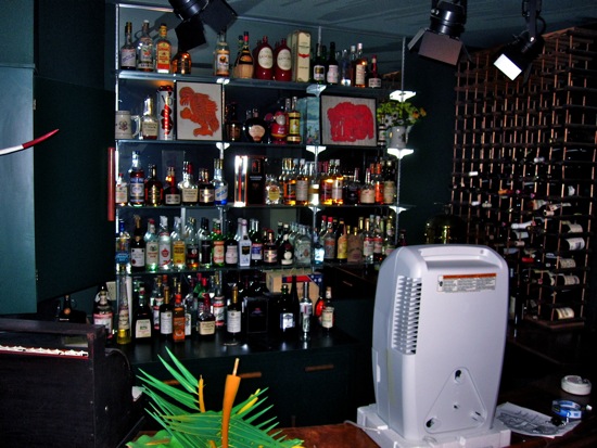 bar