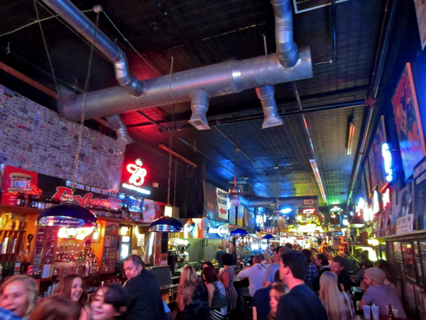 bar