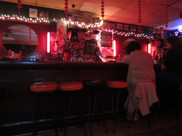 bar