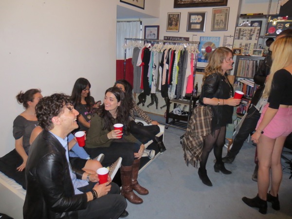 apt 3a