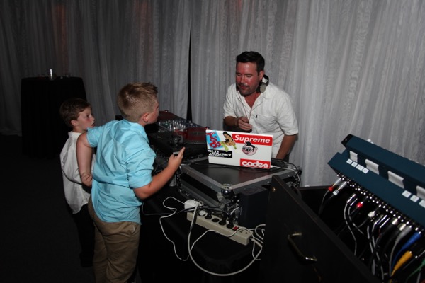 dj