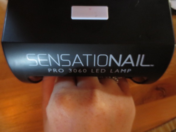 nails