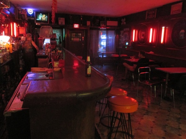 bar