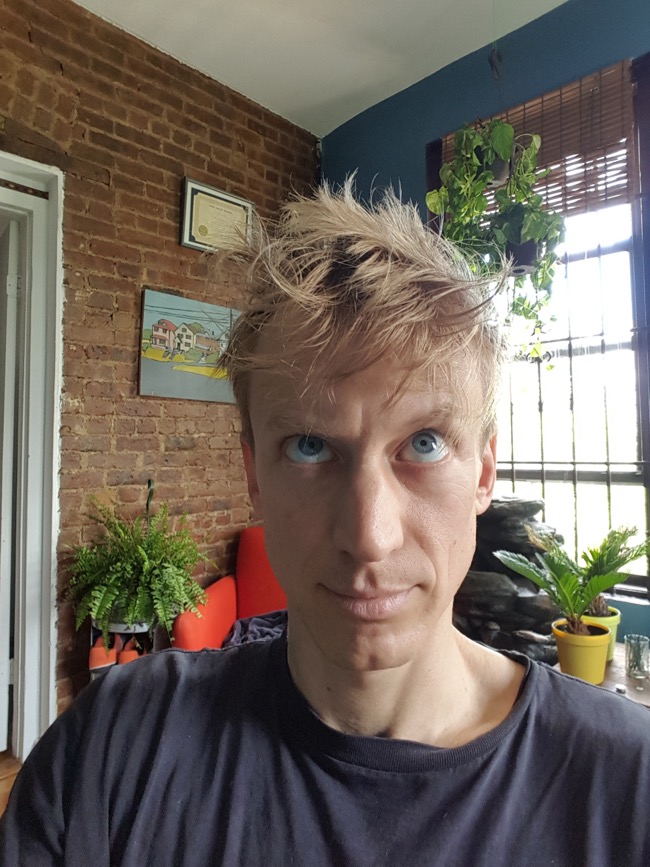 messy hair