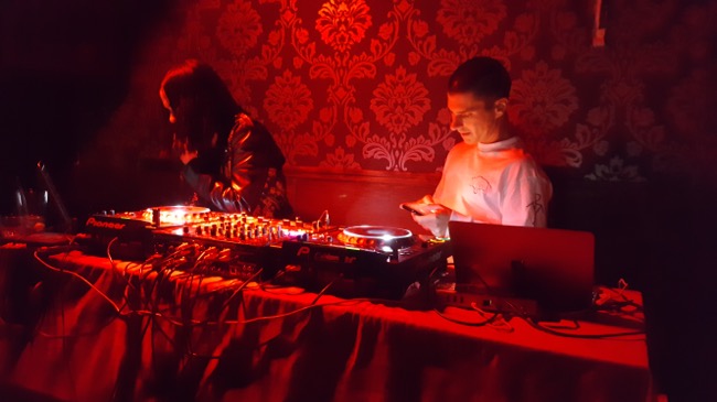 dj