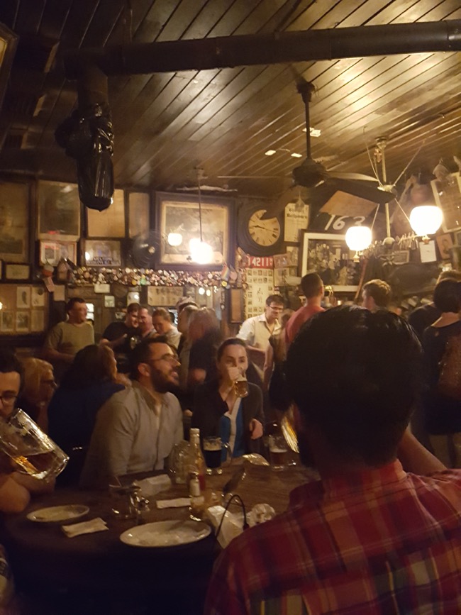 bar
