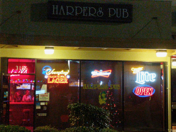 bar