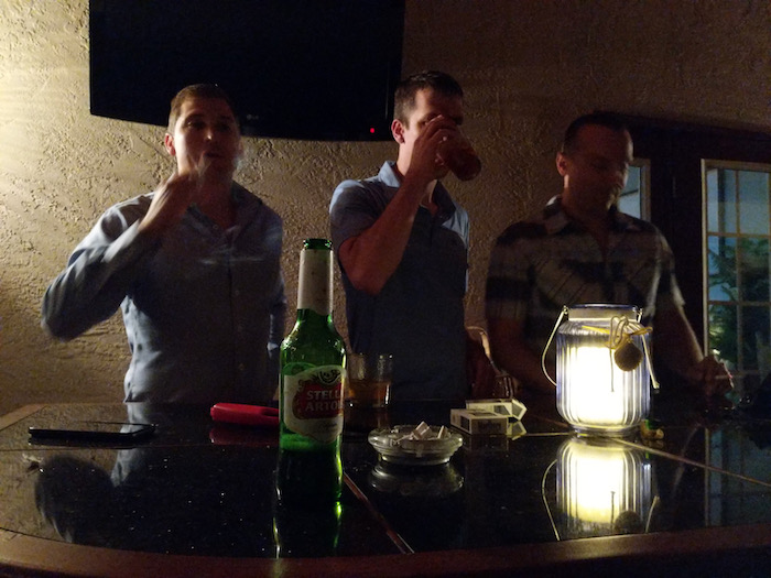 bar